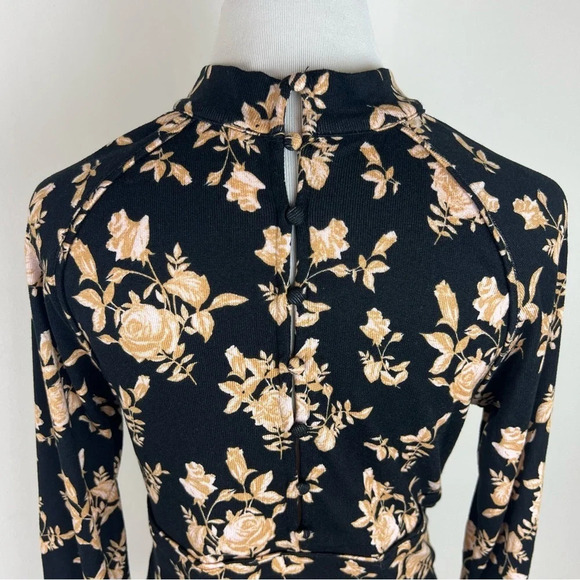 Free People Dinner Party Floral Printed Top Cutout / Black Combo Size M - Picture 9 of 10